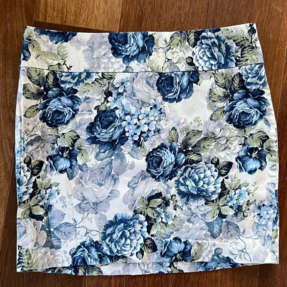 Forever 21 Floral Skirt